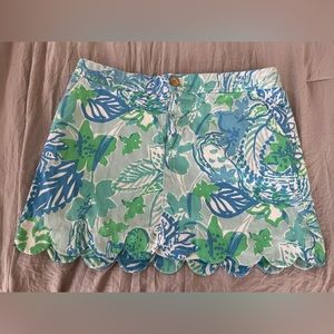 Lilly Pulitzer Skort size 6. EUC